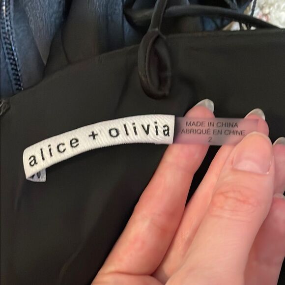 Alice + Olivia Harmon Cropped Belted Wide Leg Gaucho Satin Jumpsuit Black Size 2 - Picture 6 of 15